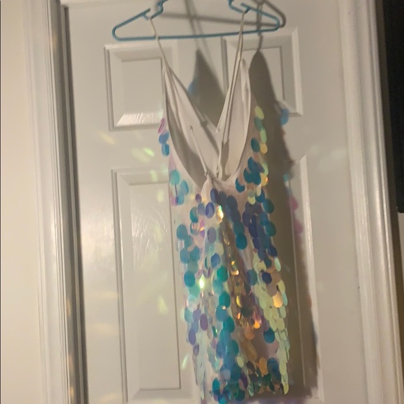 Dress - Picture 2 of 2